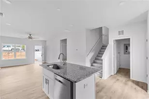 295 Lindbergh St, Winston-Salem, NC 27104 - Photo 12