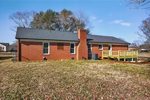 325 Log Barn Rd, Salisbury, NC 28146 - Photo 34
