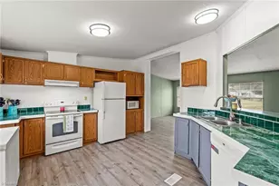 1058 Pearl Ct, Randleman, NC 27317 - Photo 12