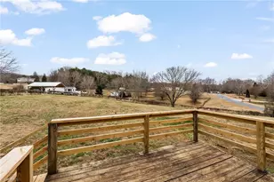 1058 Pearl Ct, Randleman, NC 27317 - Photo 32