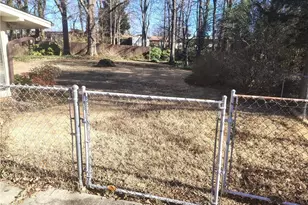 605 Westchester Dr, High Point, NC 27262 - Photo 18