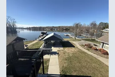 384 Lake Shore Avenue, Lexington, NC 27292 - Photo 6