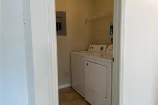 6704 W Friendly Ave, Greensboro, NC 27410 - Photo 12