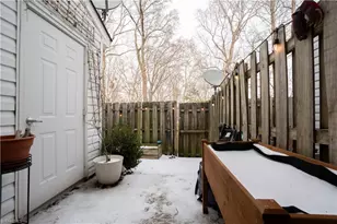 3815 Winborne Ln, Greensboro, NC 27410 - Photo 14