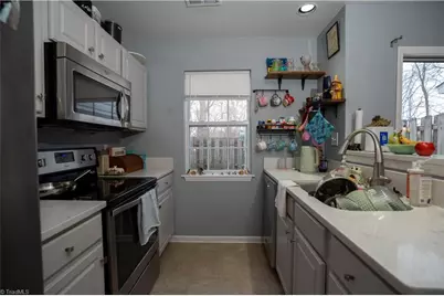 3815 Winborne Lane, Greensboro, NC 27410 - Photo 10