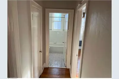 828 N Elm Street #E4, Greensboro, NC 27401 - Photo 6