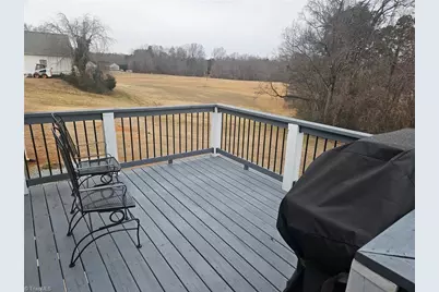 925 Mountainview Road, King, NC 27021 - Photo 8