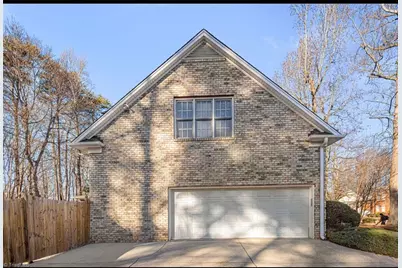 3101 Lodge Drive, Jamestown, NC 27282 - Photo 4