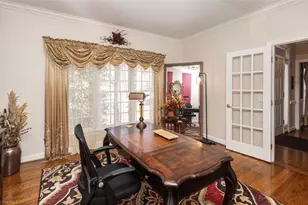 3101 Lodge Dr, Jamestown, NC 27282 - Photo 8