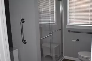 1115 E Willowbrook Dr, Burlington, NC 27215 - Photo 6