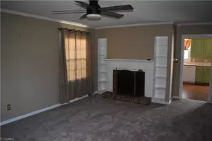 1115 E Willowbrook Dr, Burlington, NC 27215 - Photo 26