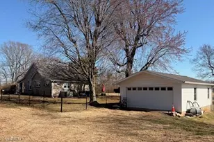 8144 Nc Hwy 87, Wentworth, NC 27320 - Photo 22