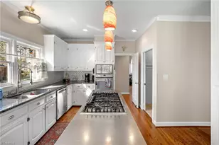 2075 Huntington Woods Dr, Lexington, NC 27295 - Photo 8