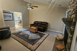 117 Village Dr, Jamestown, NC 27282 - Photo 4