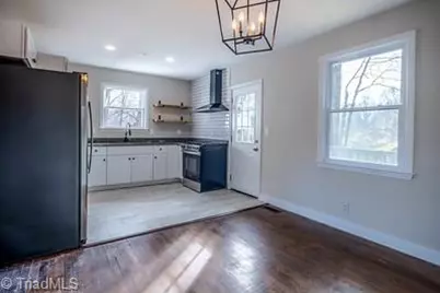 2005 Queens Court, Greensboro, NC 27408 - Photo 18