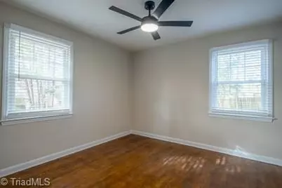 2005 Queens Court, Greensboro, NC 27408 - Photo 26