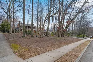 1106 Hobbs Rd, Greensboro, NC 27410 - Photo 46