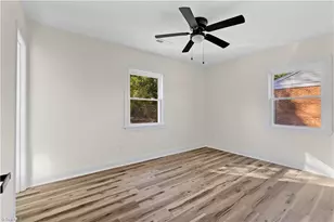 1009 Benjamin Pkwy, Greensboro, NC 27408 - Photo 24