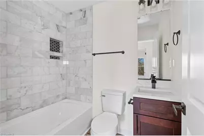 1009 Benjamin Parkway, Greensboro, NC 27408 - Photo 22