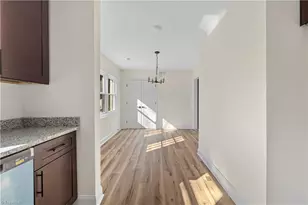 1009 Benjamin Pkwy, Greensboro, NC 27408 - Photo 12