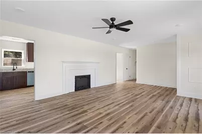 1009 Benjamin Parkway, Greensboro, NC 27408 - Photo 12