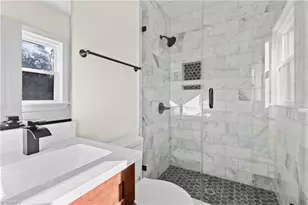 1009 Benjamin Pkwy, Greensboro, NC 27408 - Photo 22