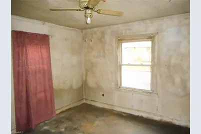 704 Roach Street, Reidsville, NC 27320 - Photo 8