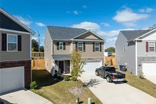 592 Tochi Ct, Winston-Salem, NC 27105 - Photo 4