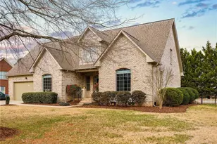 3723 Apple Orchard Cove, High Point, NC 27265 - Photo 2