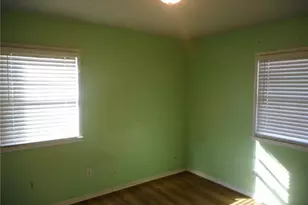 908 Ashe St, Greensboro, NC 27406 - Photo 8