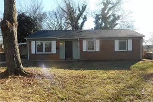 908 Ashe St, Greensboro, NC 27406 - Photo 1