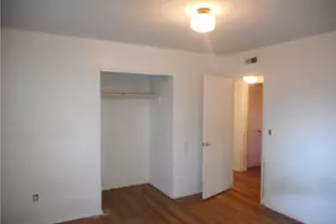 908 Ashe St, Greensboro, NC 27406 - Photo 6