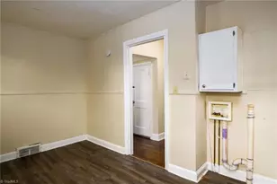 507 W 24th St, Winston-Salem, NC 27105 - Photo 8