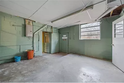 806 7th Avenue, Mayodan, NC 27027 - Photo 28