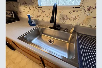 196 Guilford Road, Harmony, NC 28634 - Photo 12