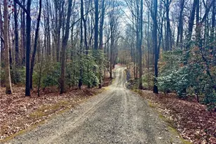 196 Guilford Rd, Harmony, NC 28634 - Photo 4