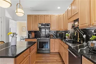 325 Stonebrook Ln, Winston-Salem, NC 27104 - Photo 8