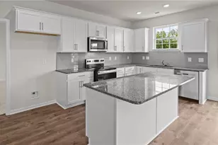 1390 Lansdowne Dr, Mebane, NC 27302 - Photo 6