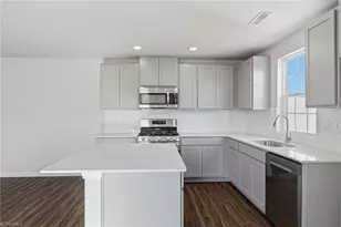 227 Plumtree Ct, King, NC 27021 - Photo 10