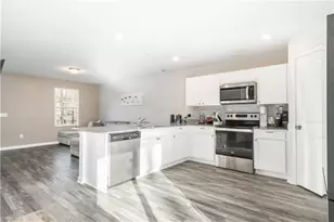 532 N Main St, Denton, NC 27239 - Photo 6