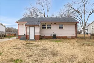 2307 Kersey St, Greensboro, NC 27406 - Photo 28