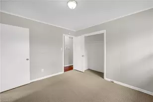 2307 Kersey St, Greensboro, NC 27406 - Photo 16