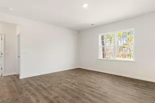 3019 Middle Creek Ln, Greensboro, NC 27405 - Photo 12