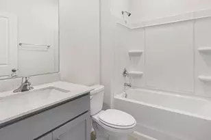 3019 Middle Creek Ln, Greensboro, NC 27405 - Photo 16