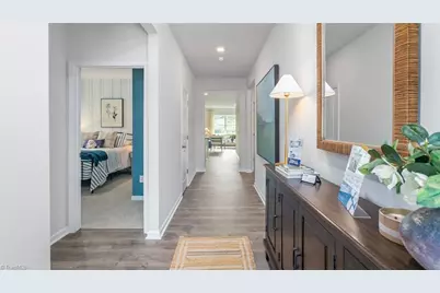 3021 Middle Creek Lane, Greensboro, NC 27405 - Photo 2