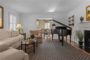 609 Elmwood Dr, Greensboro, NC 27408 - Photo 8