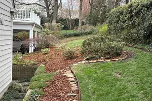 609 Elmwood Dr, Greensboro, NC 27408 - Photo 40