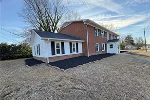 1406 Ohenry Blvd, Greensboro, NC 27405 - Photo 2