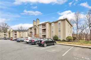 6702 W Friendly Ave, Greensboro, NC 27410 - Photo 28