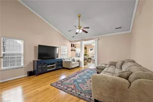 4128 Shadetree Dr, Winston-Salem, NC 27107 - Photo 12